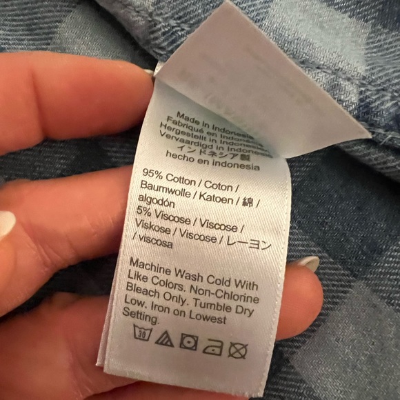 J.Crew women’s button down flannel - Picture 3 of 3